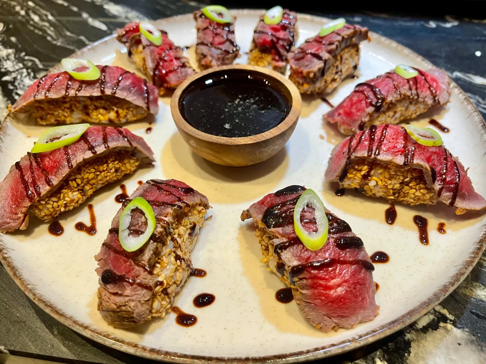 Sushi de bœuf — Cocktail haut de gamme